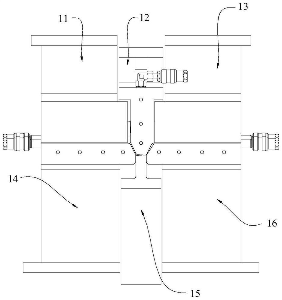 Frame type segmented hot-pressing pre-forming mold