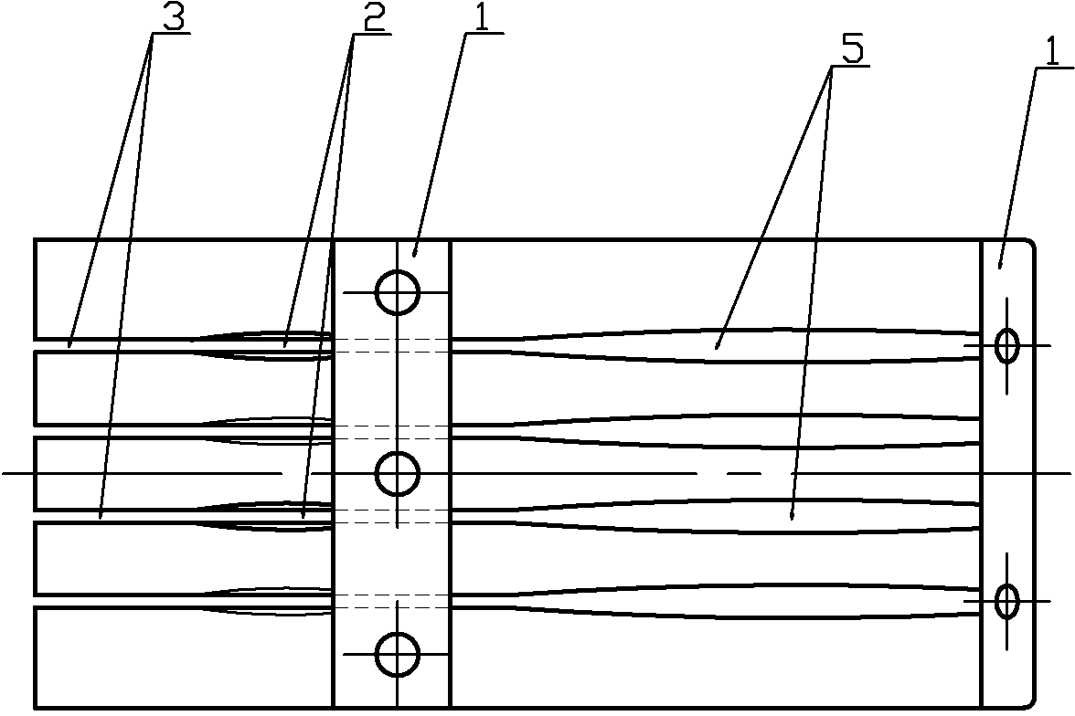 Cotton separating plate of cotton picking machine