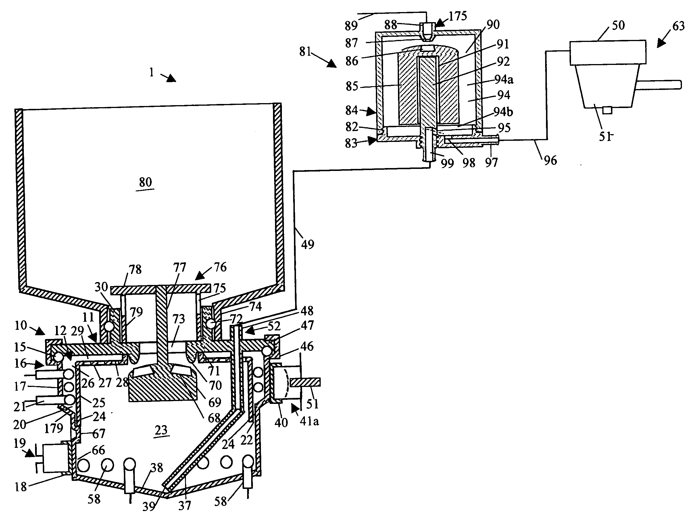 Fluid delivery system for generating pressurized hot water pulses