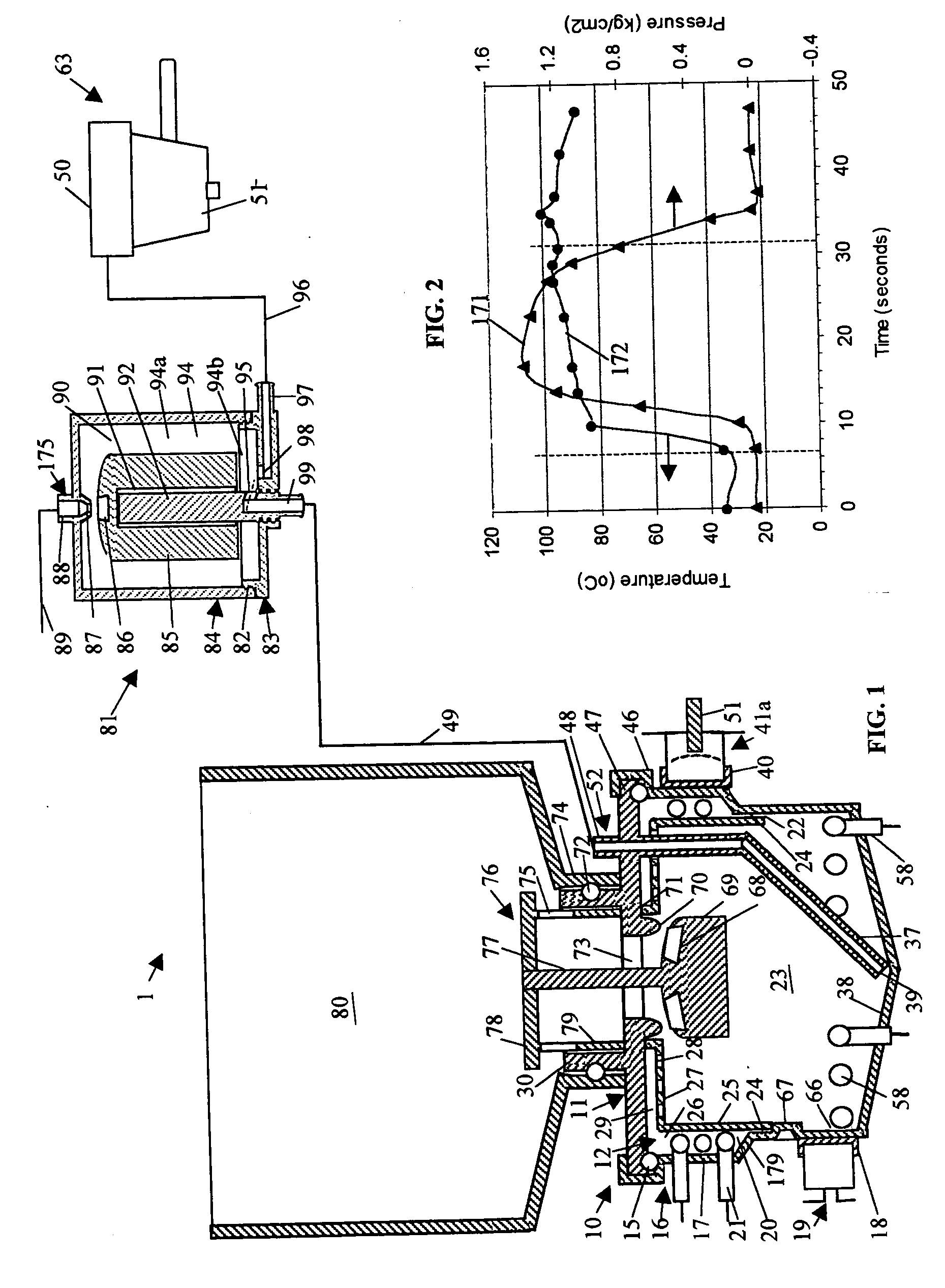 Fluid delivery system for generating pressurized hot water pulses