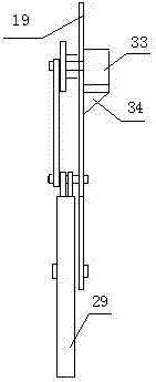 Conveying mechanical hand with controlled rotary arm