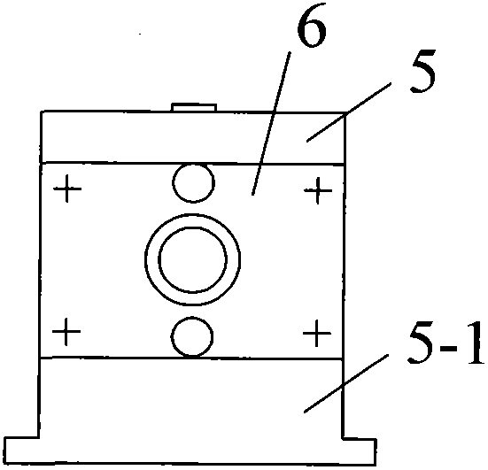 Two roller upright rolling mill