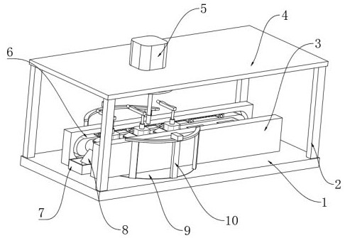 Traction device convenient to lock for motor test