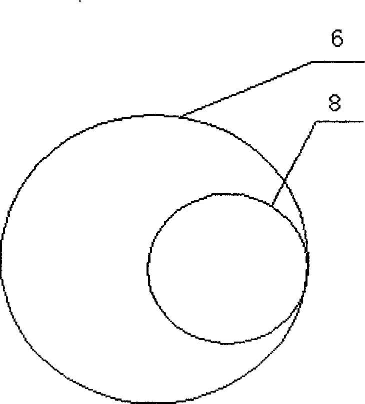 Uniform phase distribution device in liquid contained multiphase fluidized system