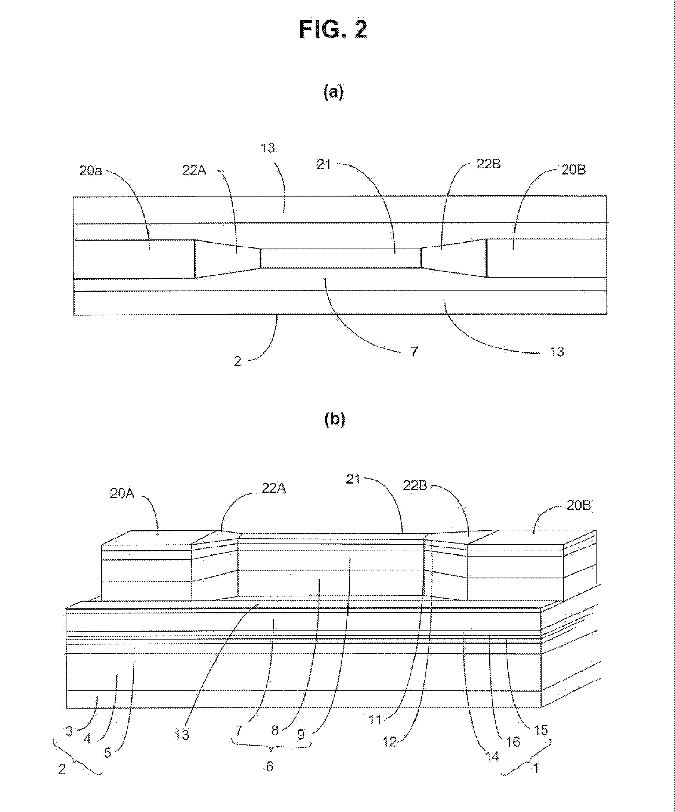 Integrated optical structure comprising an optical isolator