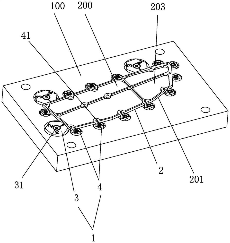 Machining tool and machining process for thin-wall plate parts