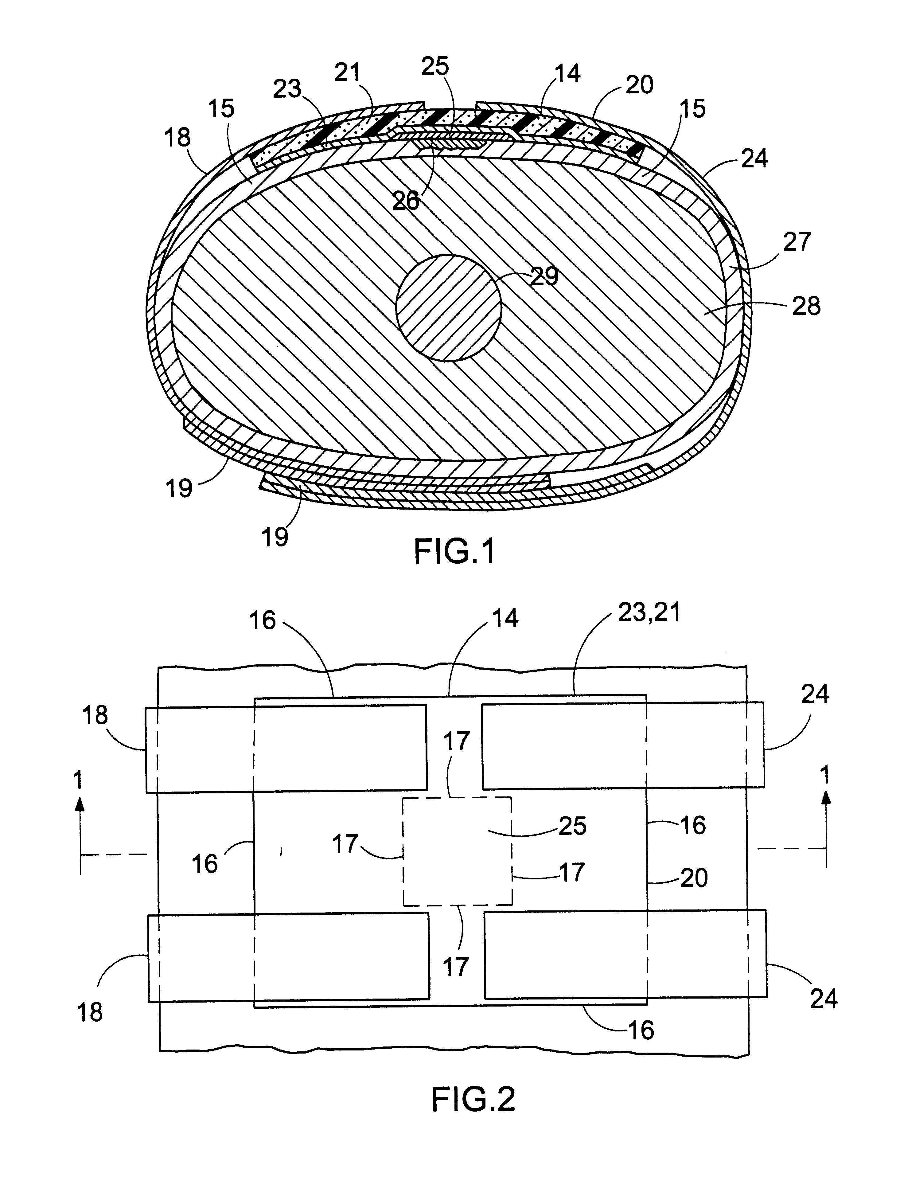 Insulator-conductor device for maintaining a wound near normal body temperature