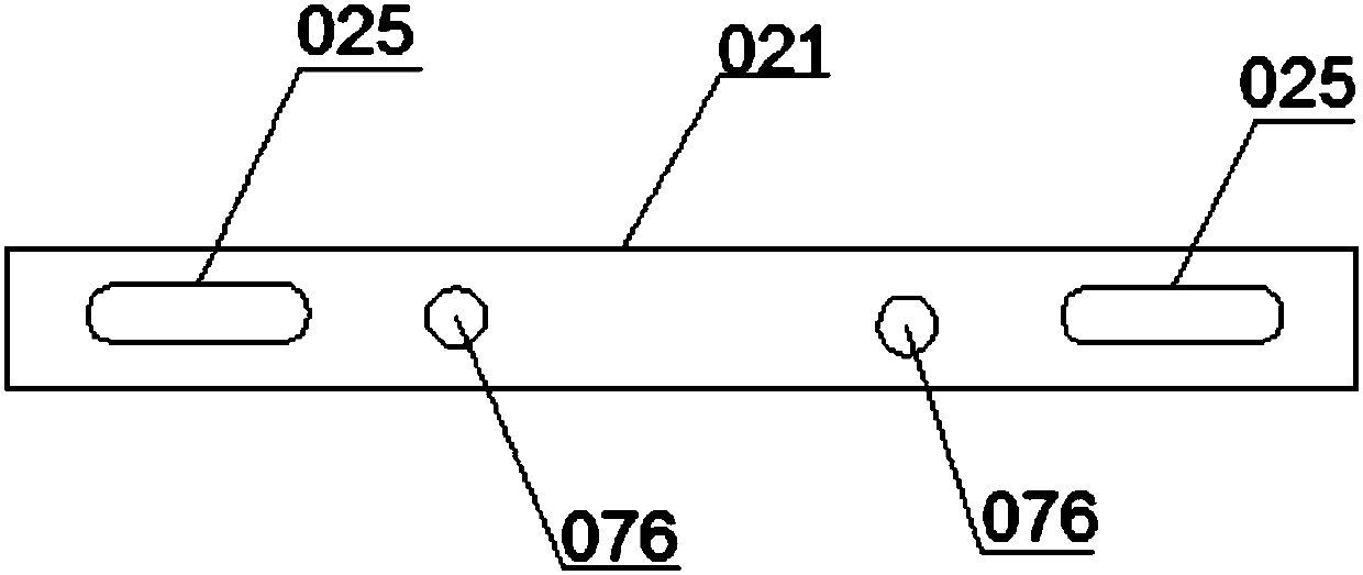 Embracing hoop device based on triangular structure