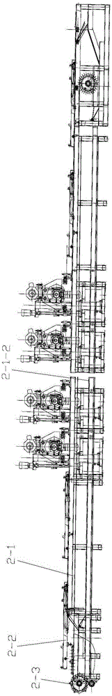 Circulating conveying device for materials