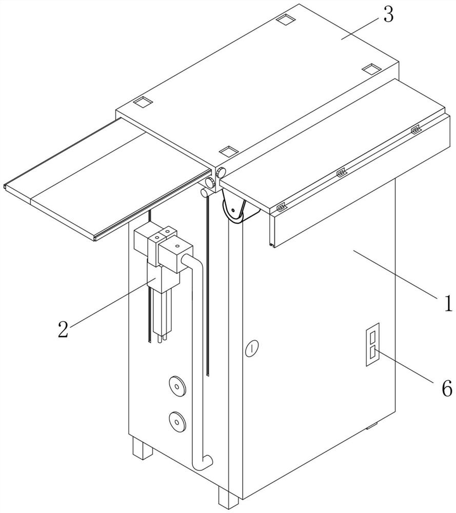 Coin-operated self-service car washing equipment and using method