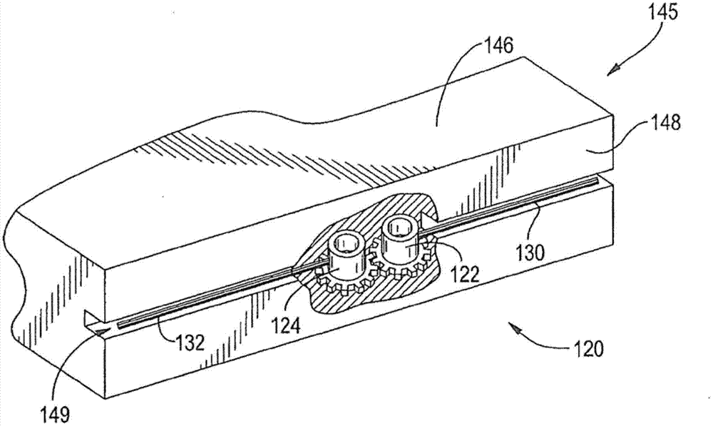 Portable electronic devices and methods for positioning antennas of such devices