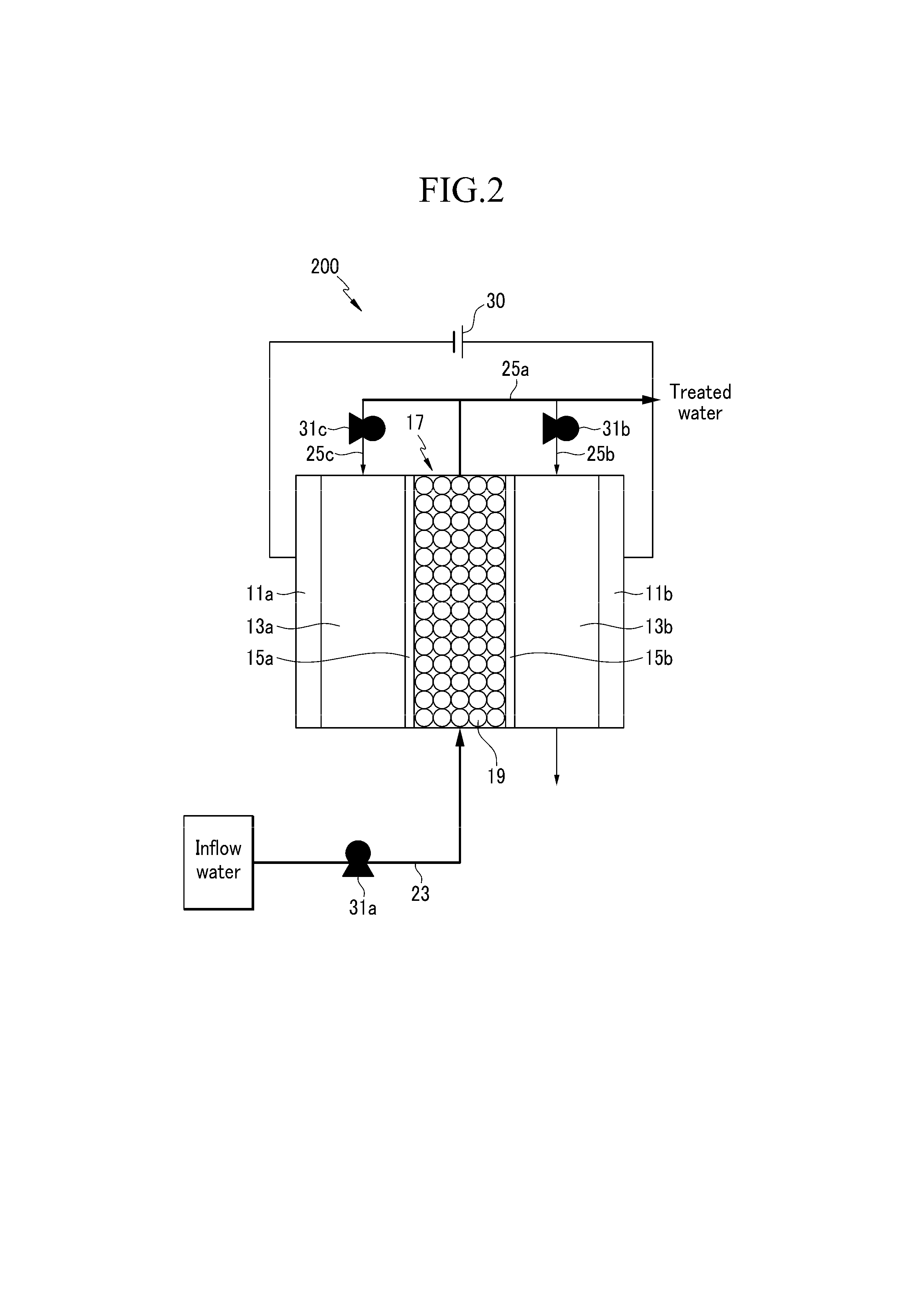 Electrically regenerable water softening apparatuses and methods of operating the same