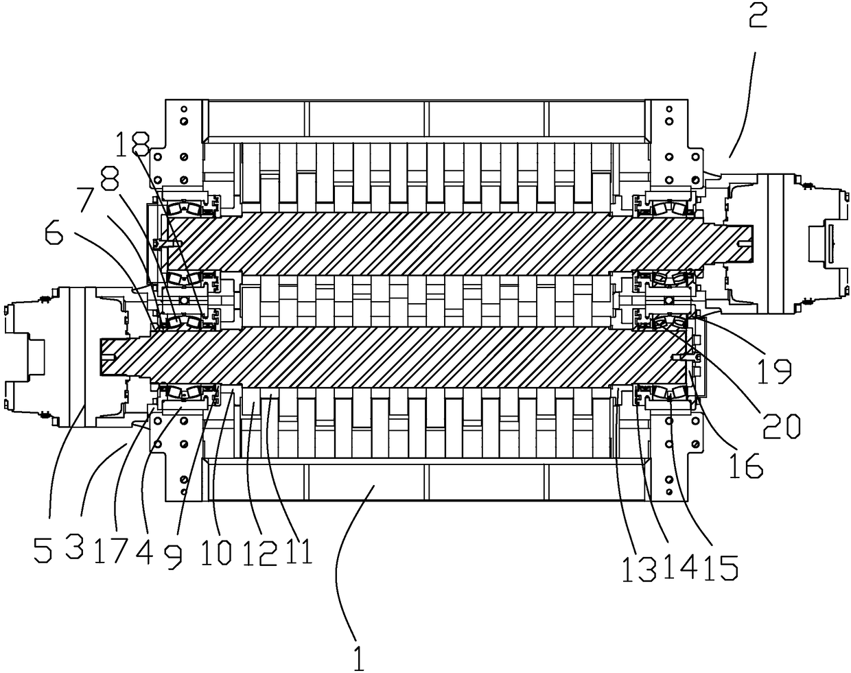 Garbage double-shaft crusher main shaft single-side positioning method