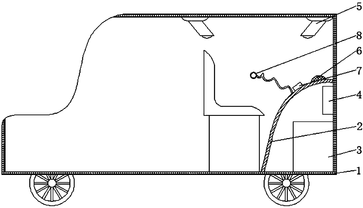 Bus driving protection system based on image recognition and voice transmission control