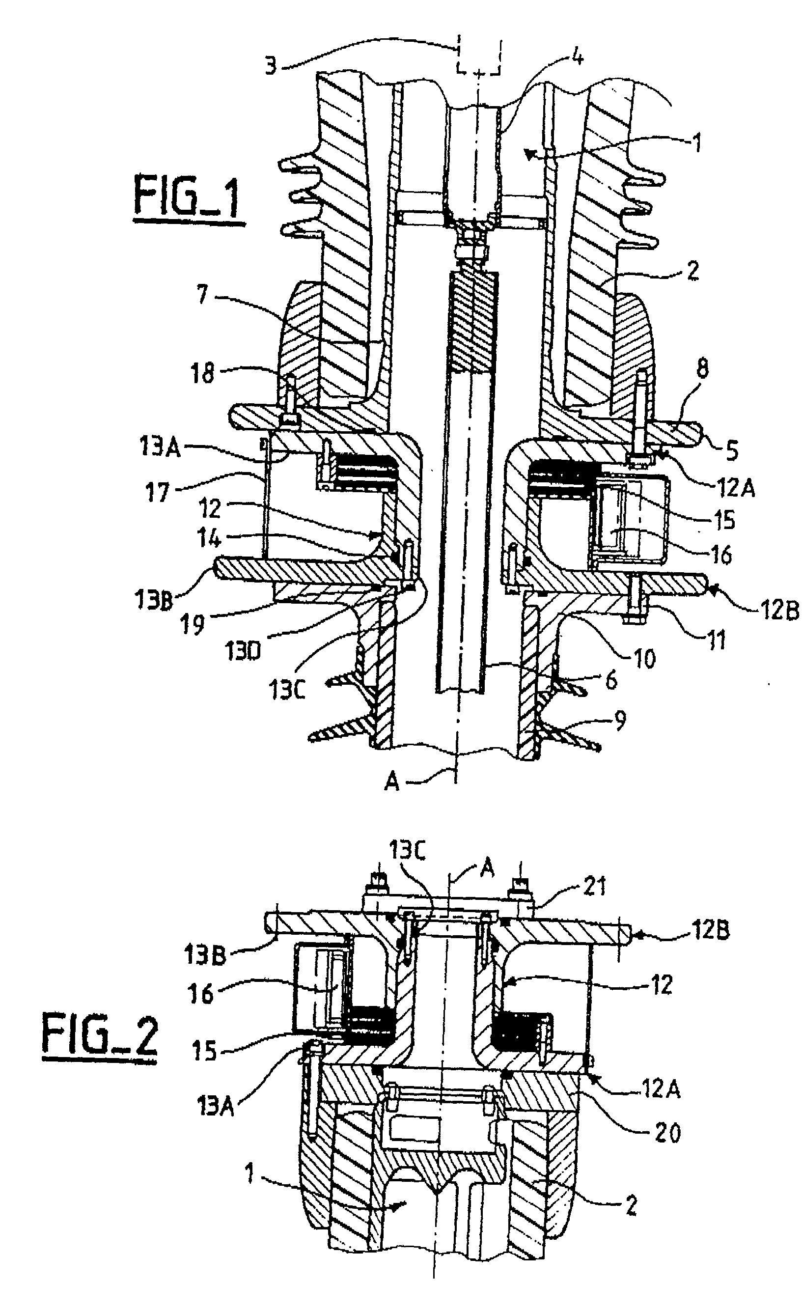 Gas-insulated circuit-breaker with an integrated electronic current transformer