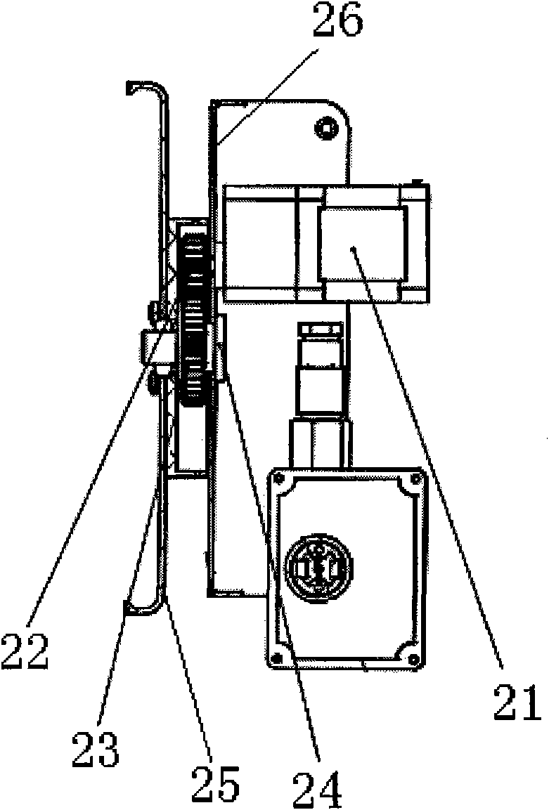 Automatically speed-changing swing type greenhouse spraying device