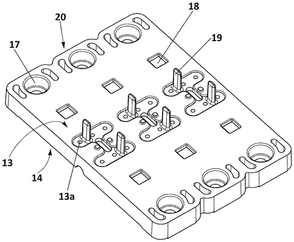 Mounting devices for semiconductor packages