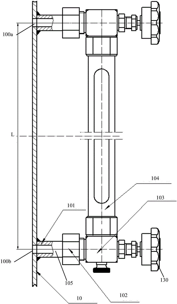 Self-closing liquid level observer capable of regulating center distance