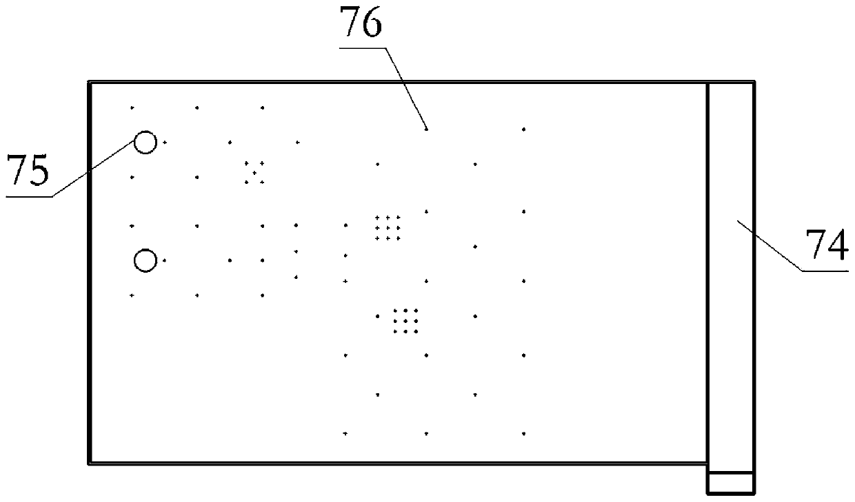 A data center cabinet and its pressure spraying system