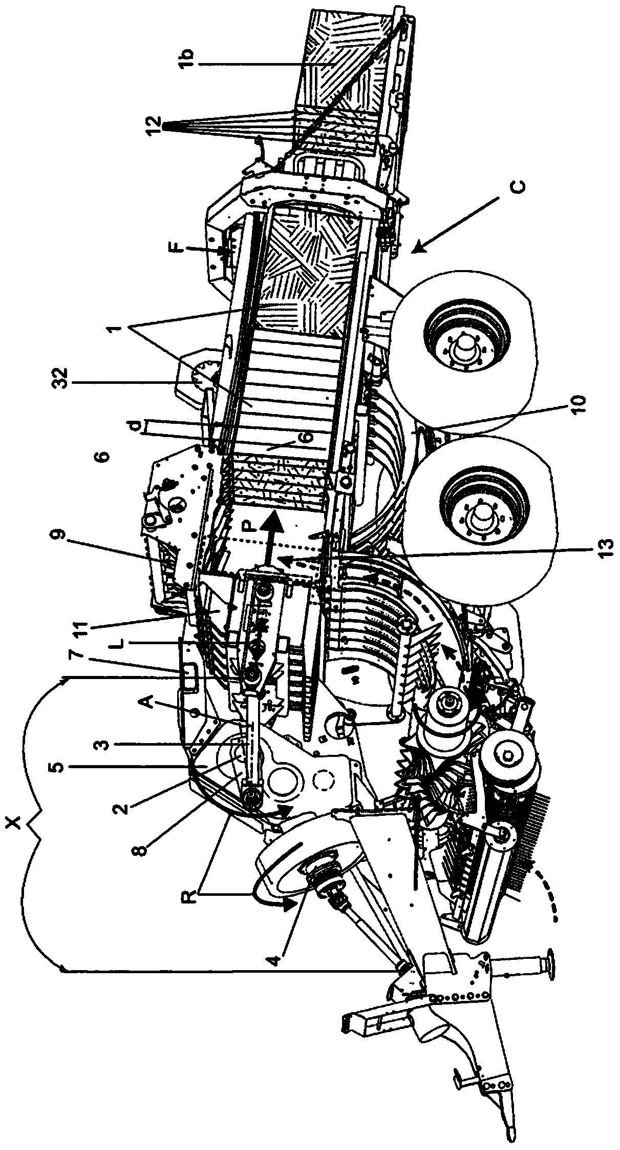 Baler and method of baling