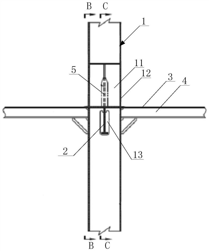 Novel pillar structure for roll-on roll-off ship