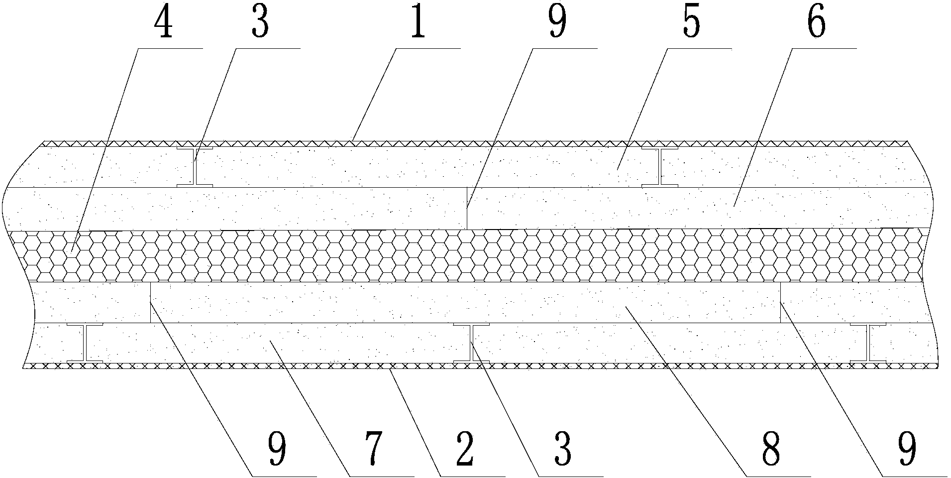 Refrigerated transport car, composite insulation board and manufacturing method of composite insulation board