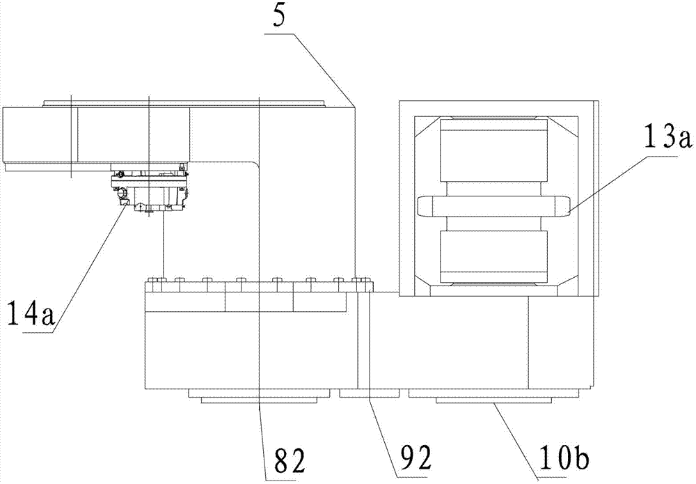 Traveling reducer and mining machinery