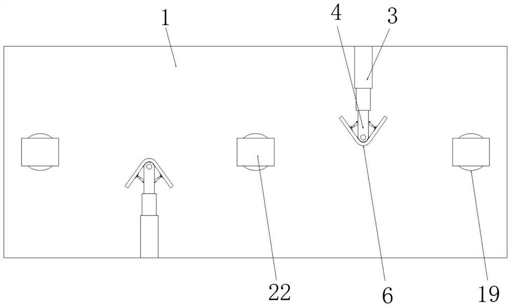 Bending device for plastic pipeline and using method