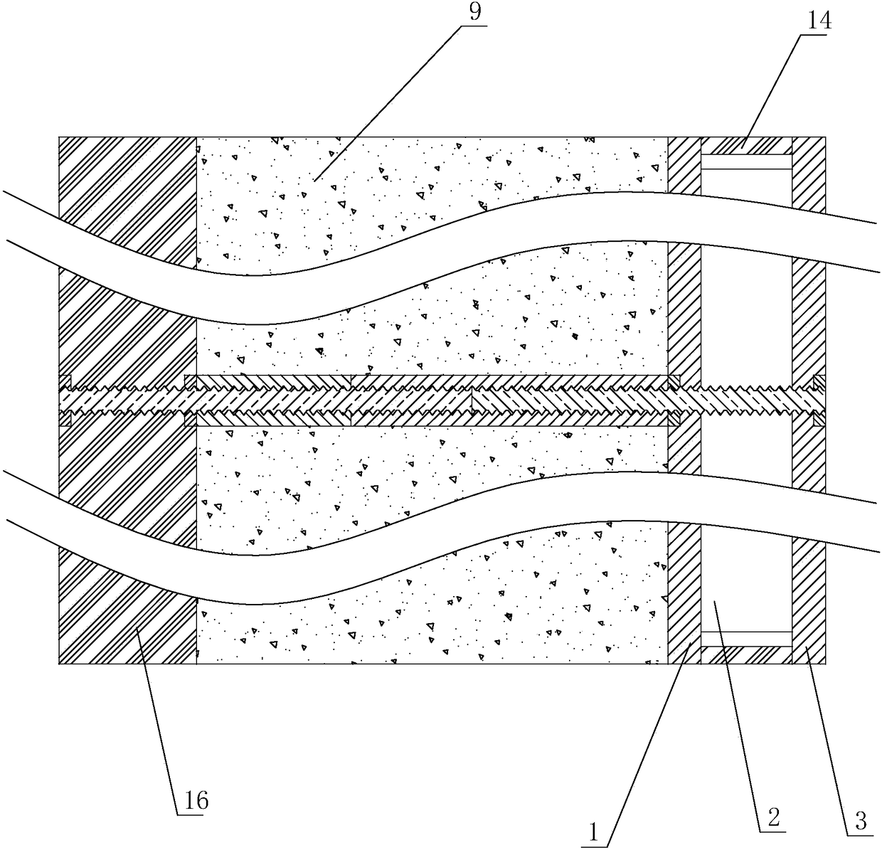 A form-retaining integrated board used in the external thermal insulation system of building exterior walls