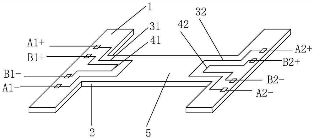 Device and method for measuring blood viscoelasticity based on piezoresistive micro-suspension bridge sensor