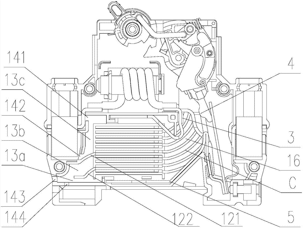 Miniature circuit breaker with variedly placed arc-extinguishing grid pieces