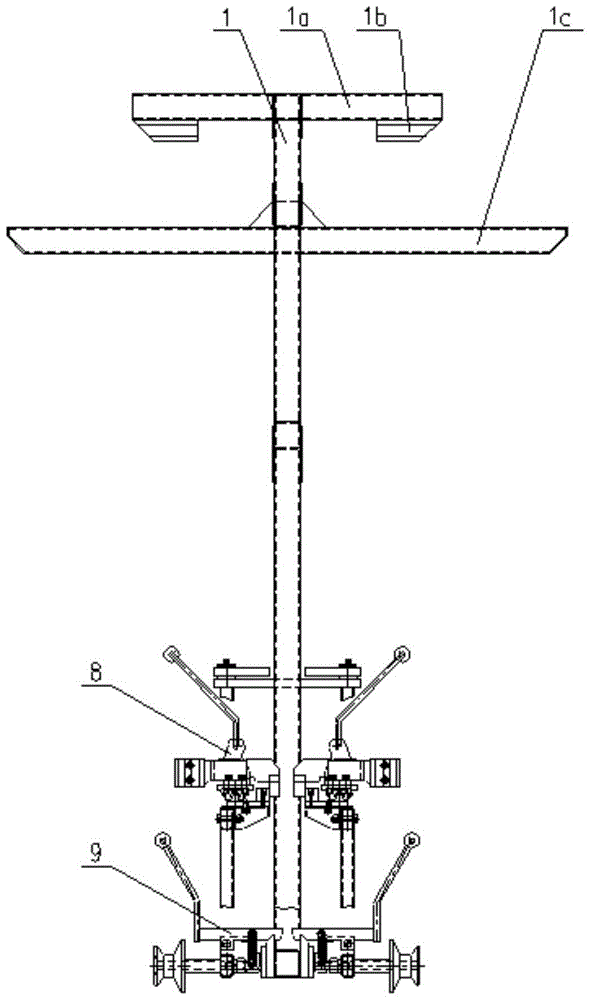 A movable four-door spreader for cross-line conveying