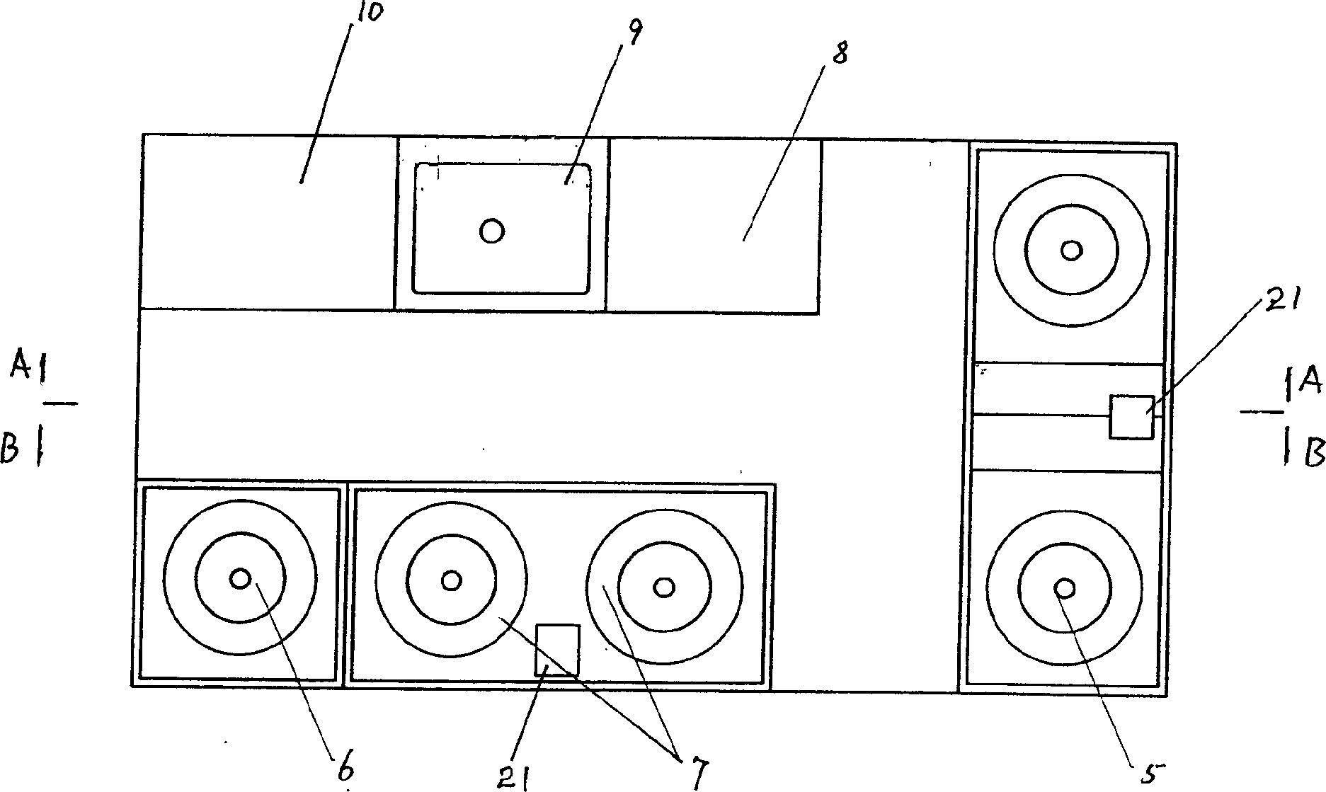 Cross-country self-propelled cooking vehicle