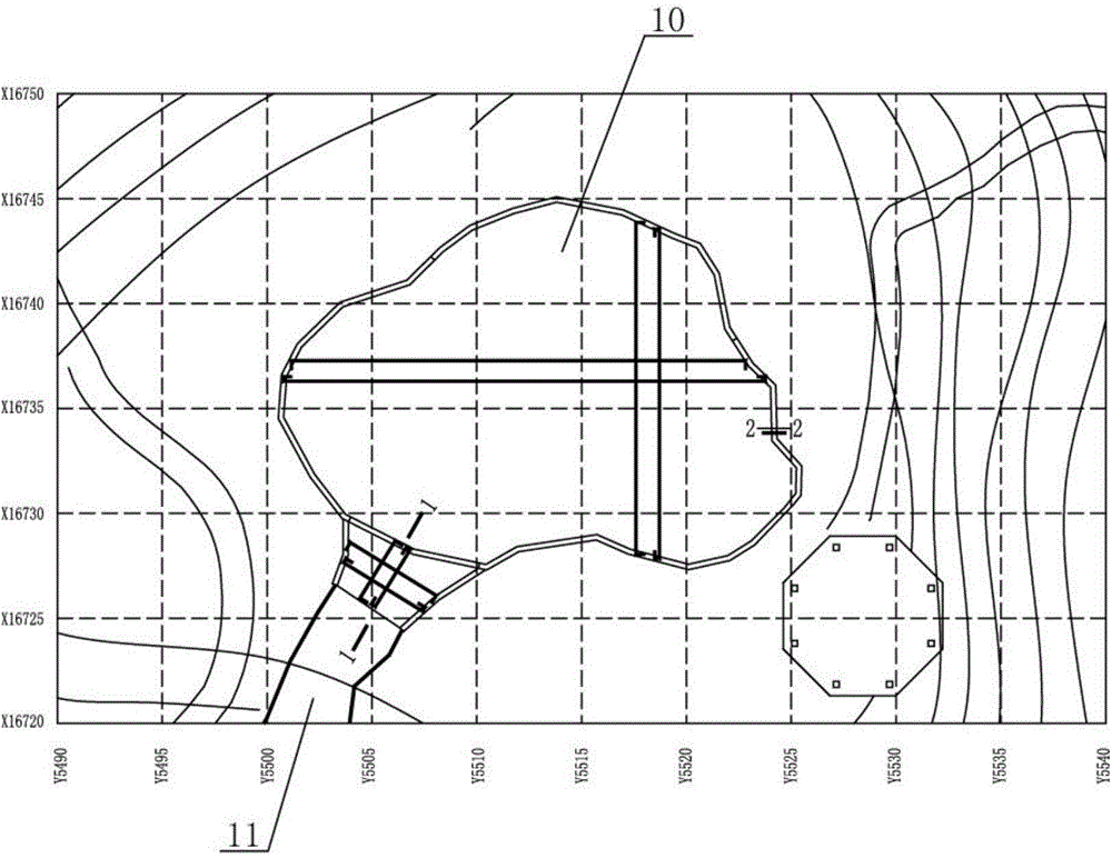 Cascading waterfall waterscape structure on artificial stacked mountain and construction method thereof