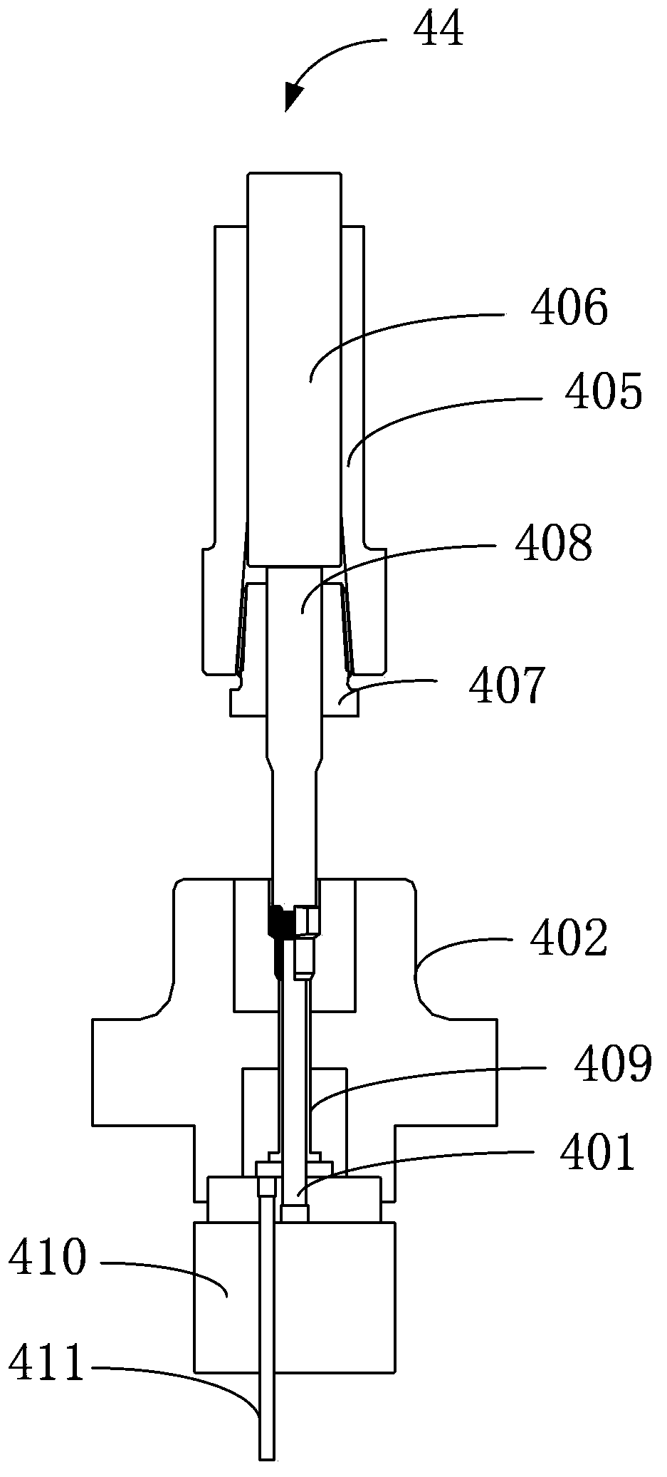 Cold heading device and process for pipe nuts