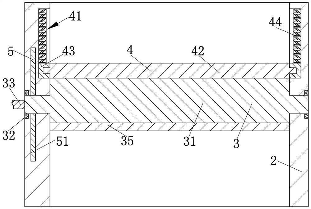 A secondary take-up device for fabric with a dust removal assembly