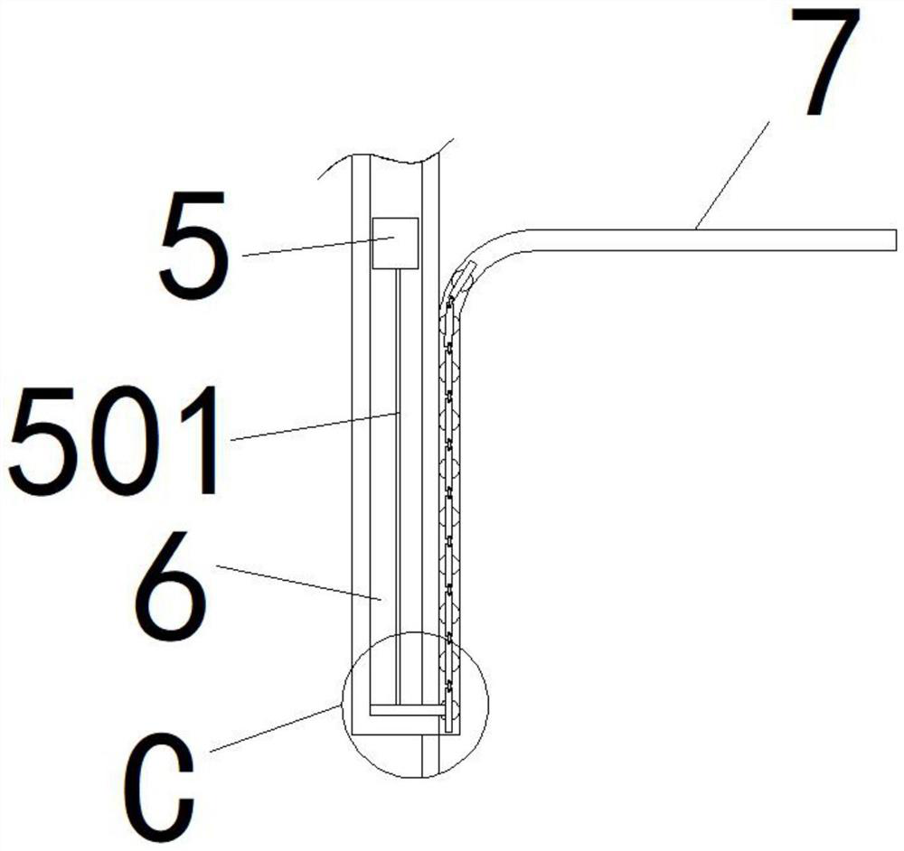 A sorting and crushing device for construction waste