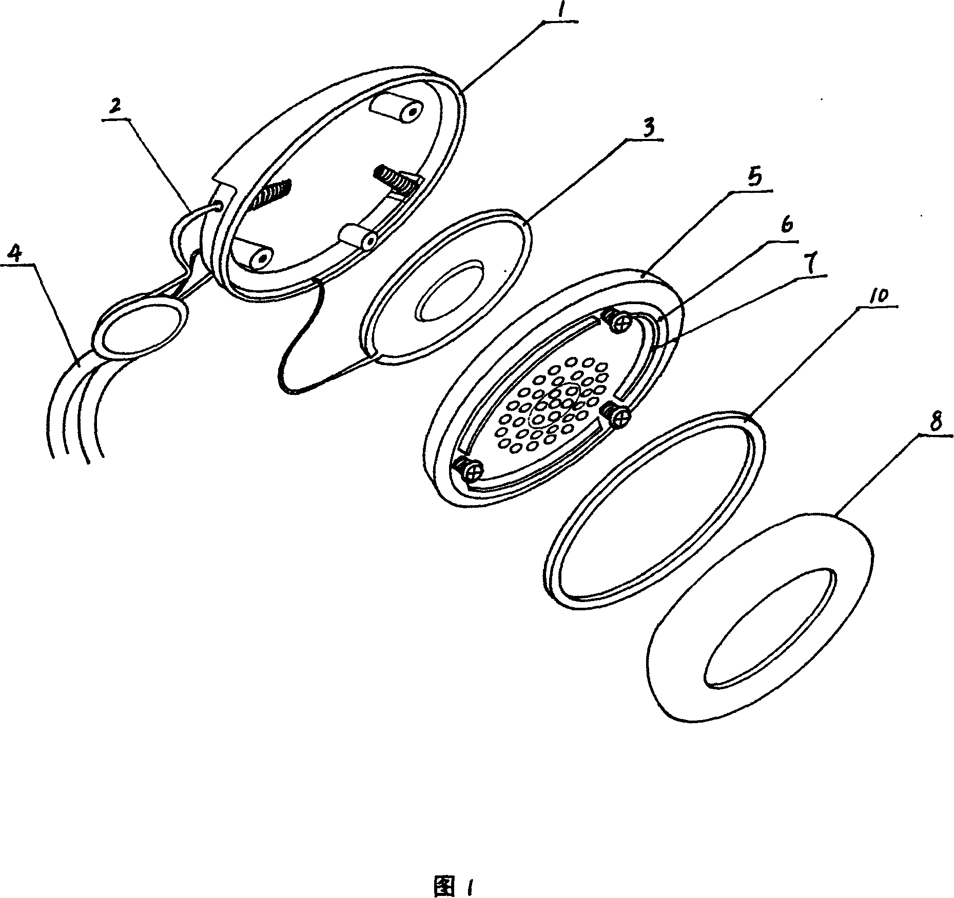 Head-wearing earphone with breathing ear cushion