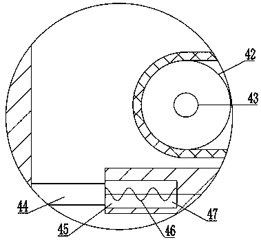 Ore mining crushing device