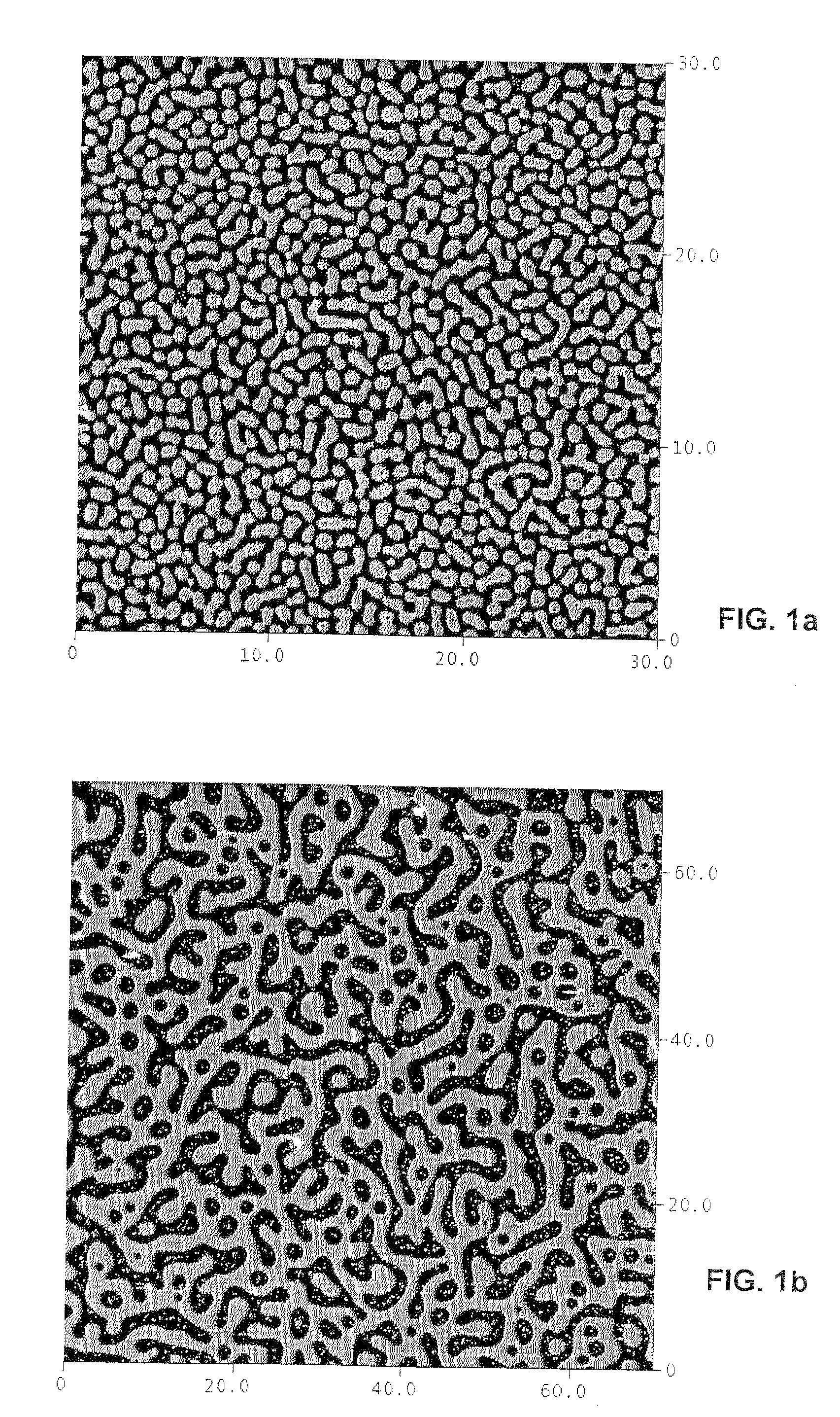 Security device for the identification or authentication of goods and method for securing goods using such a security device