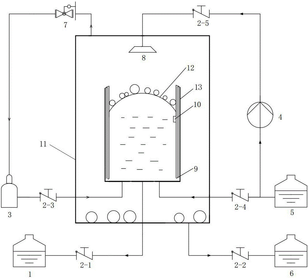 External discharge type continuous hydrate seawater desalination device