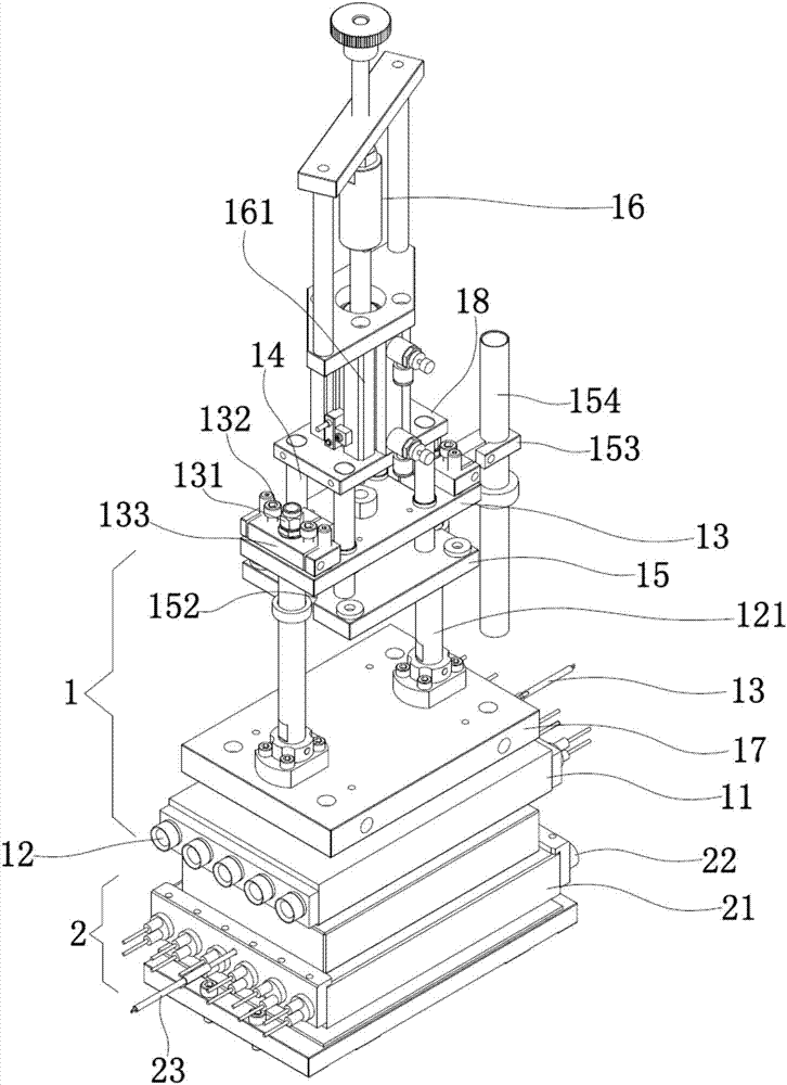 Mechanical compensation 3D glass heating device