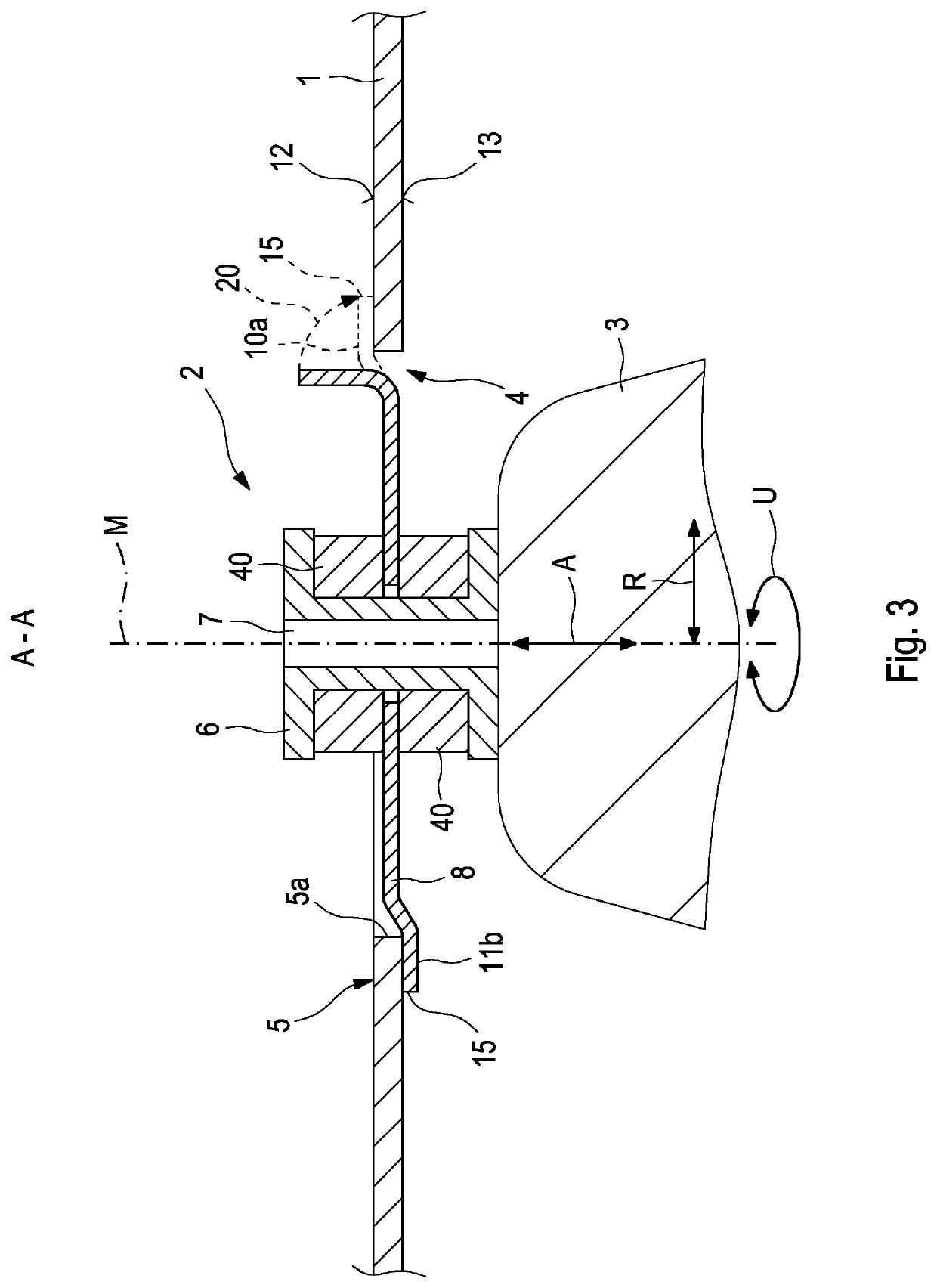 Securing device for a decoupling device on a shielding part, decoupling device having the securing device, and shielding part having the decoupling device