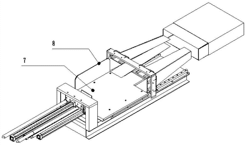 A carpet automatic packing machine