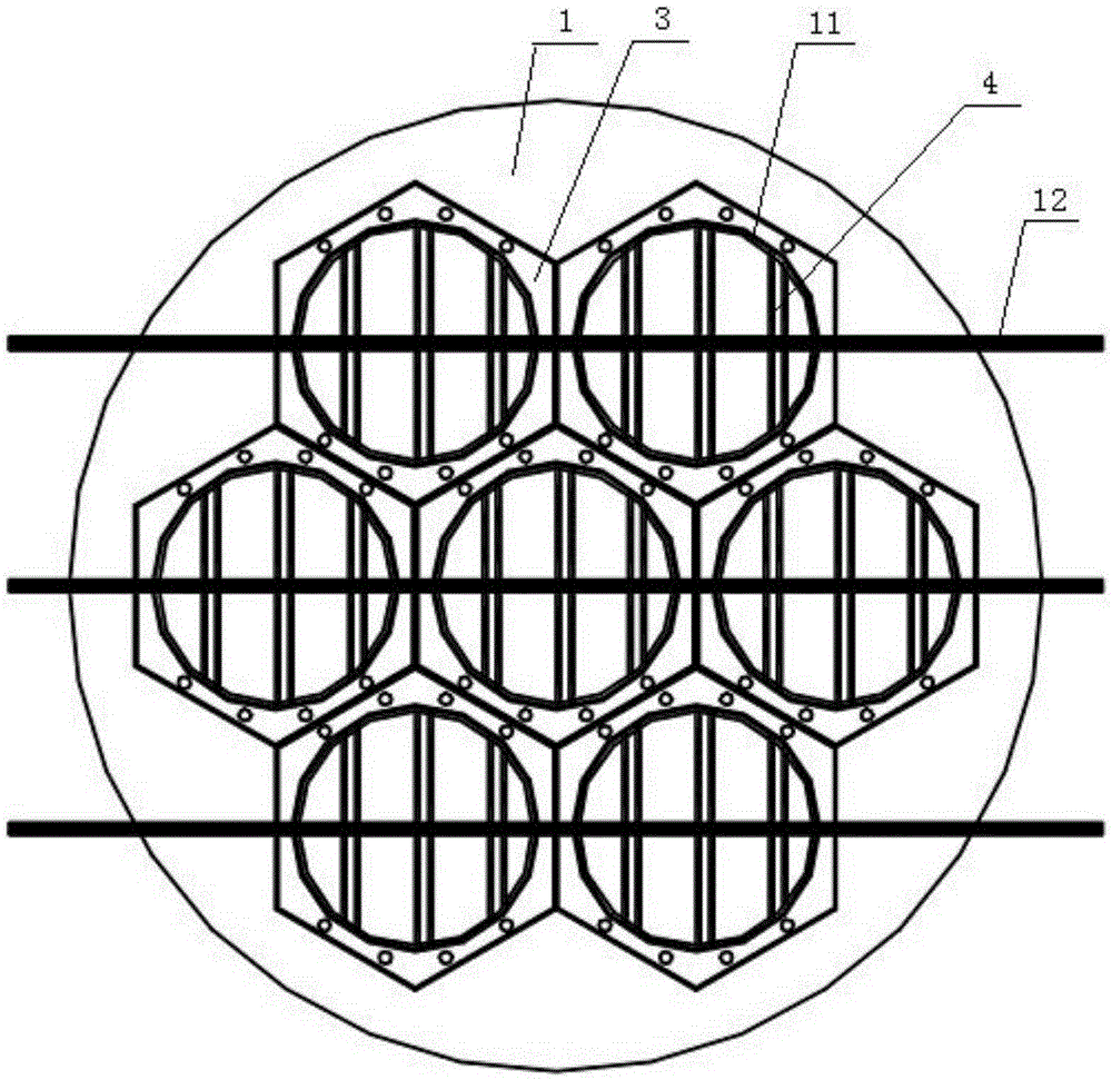 Electrostatic agglomeration cyclone demisting device and application