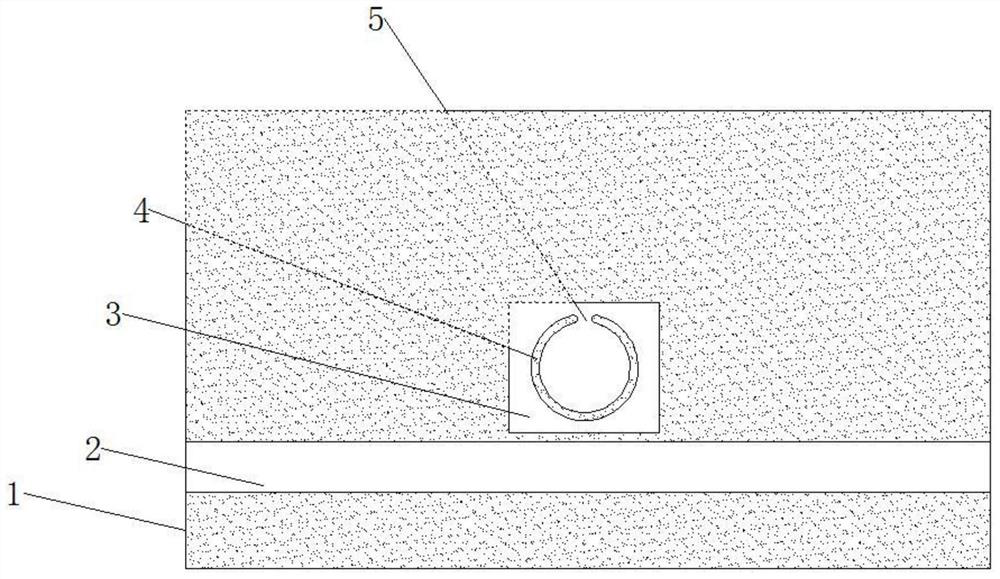 An open mim waveguide structure