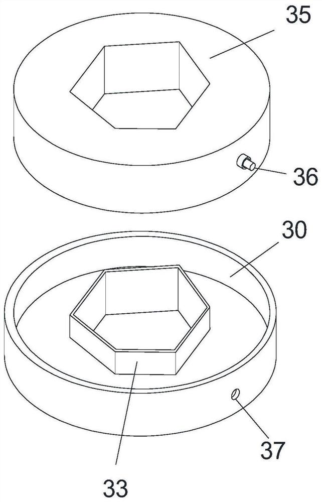 Self-locking strain clamp