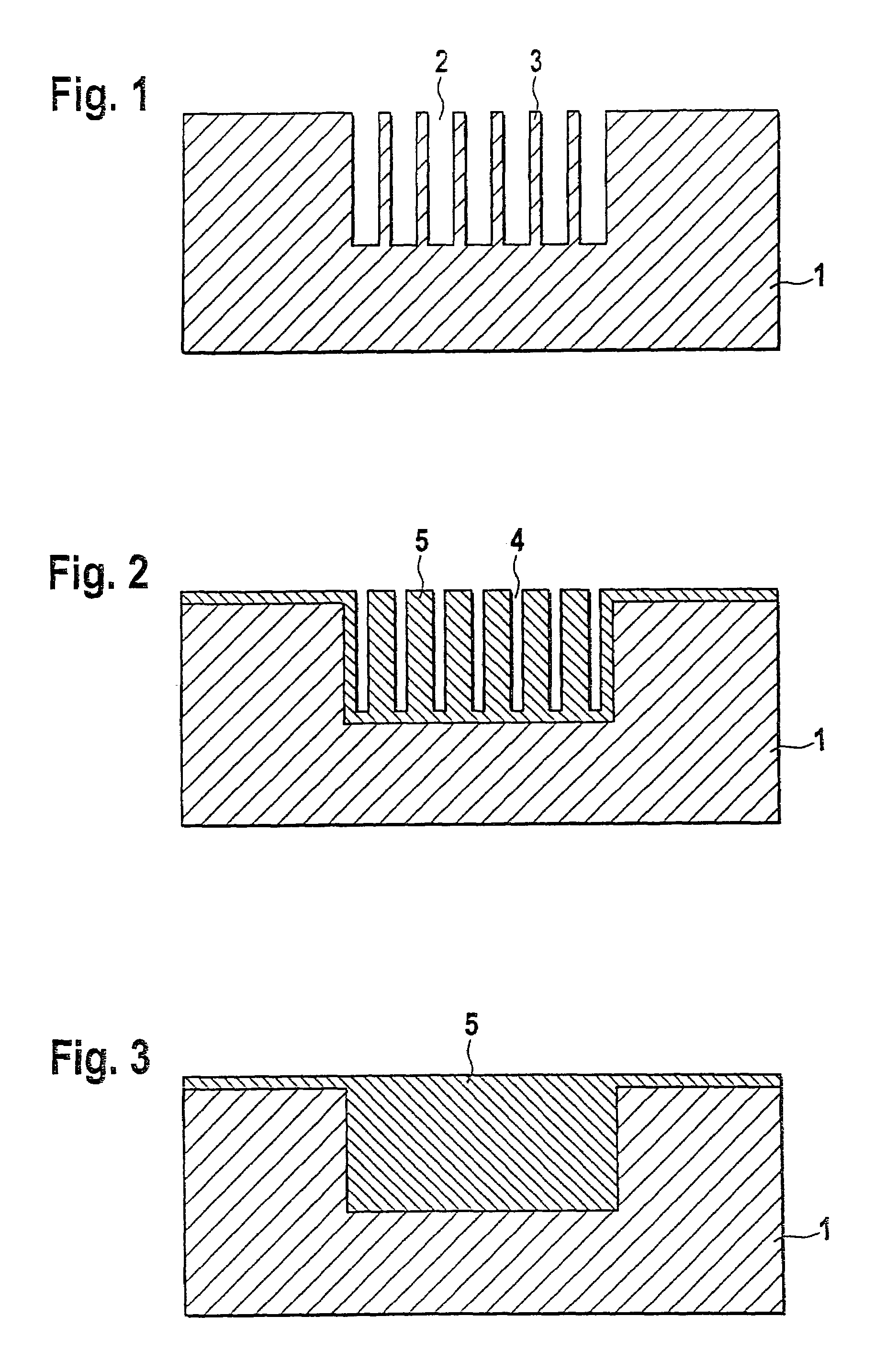 Micromechanical mass flow sensor and method for the production thereof