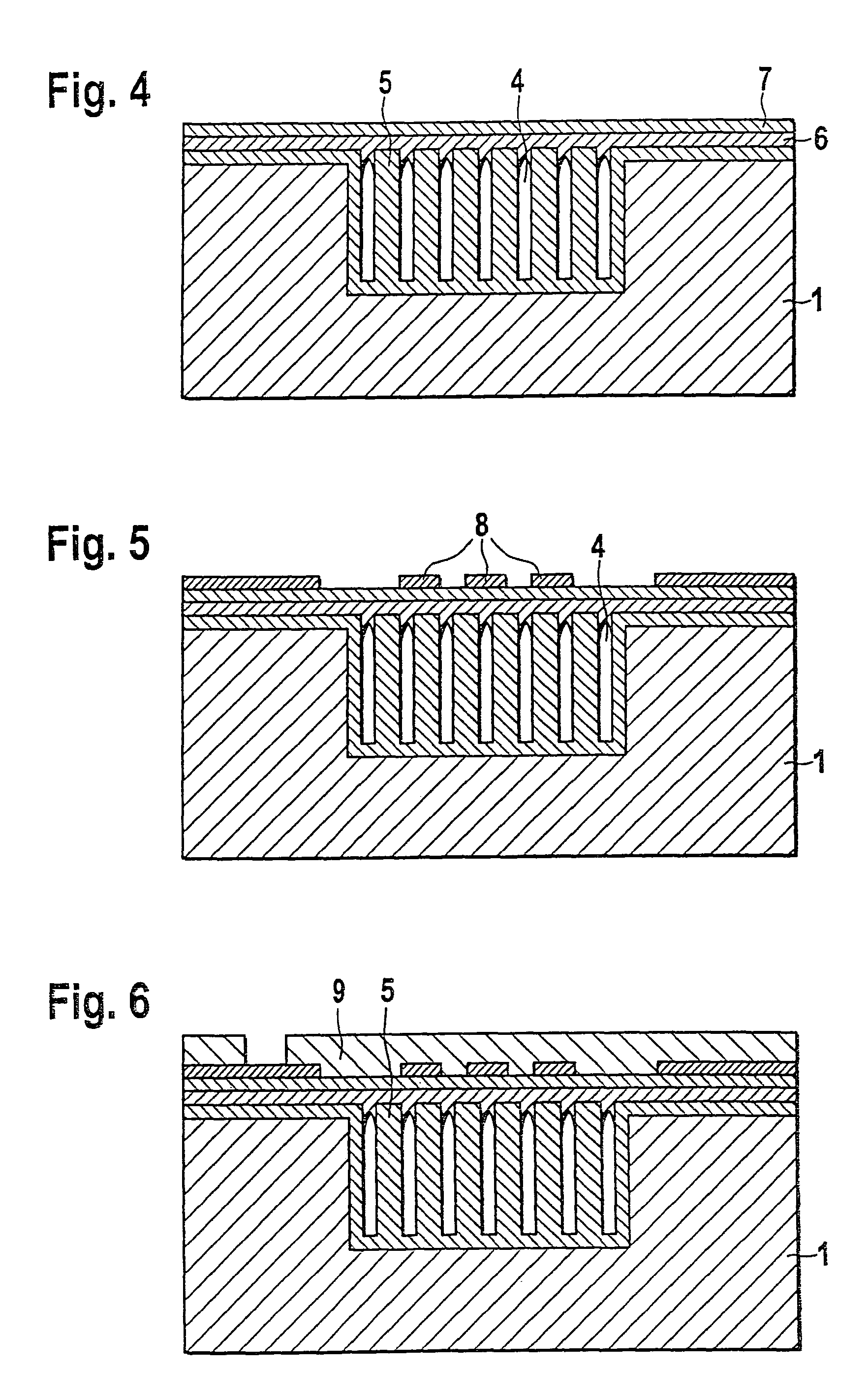 Micromechanical mass flow sensor and method for the production thereof