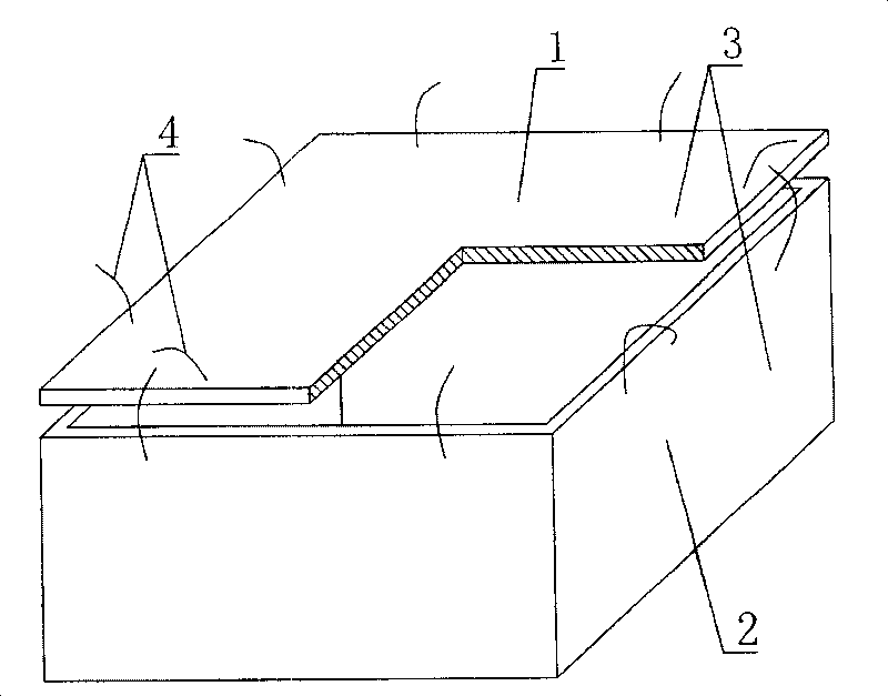 A hollow shuttering component in use for filling in concrete